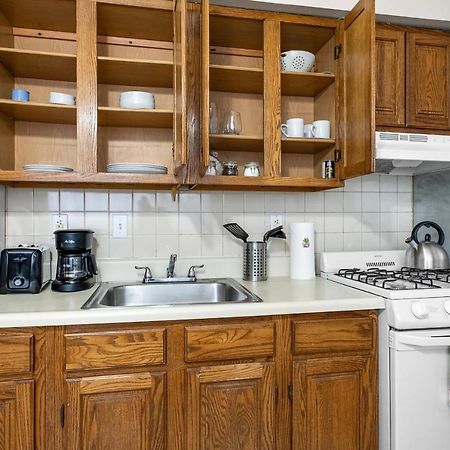 Boutique 1Br W Unique Charm Apartment Филаделфия Екстериор снимка